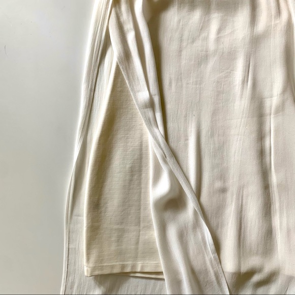 Showstopper tight white dress with gauze overlay - Picture 9 of 9